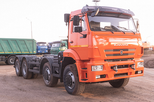 KAMAZ-65201-53