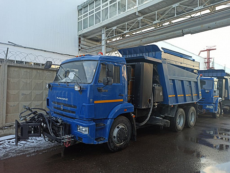 Комбинированная дорожно-уборочная машина МД-651Г