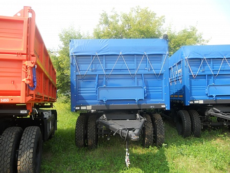 НЕФАЗ-8332-01 (зерновоз)