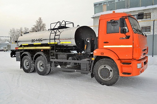 Автогудронатор ДС-142