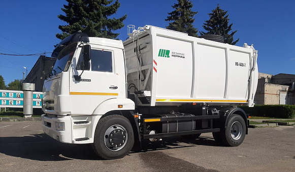 Мусоровоз с боковой загрузкой КО-440-7