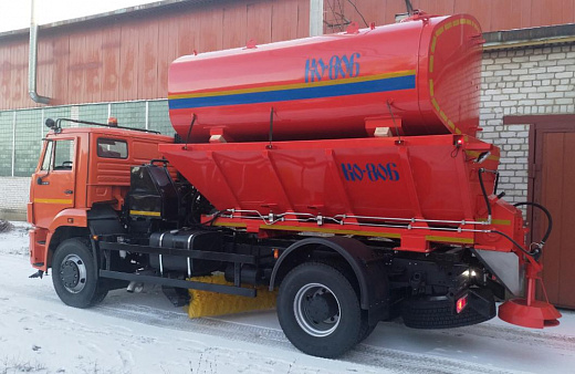 Комбинированная дорожная машина КО-806-40