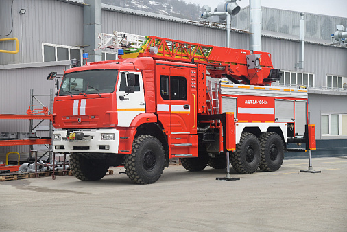 Пожарная автоцистерна с лестницей АЦЛ-3,0-100-24 (65222)