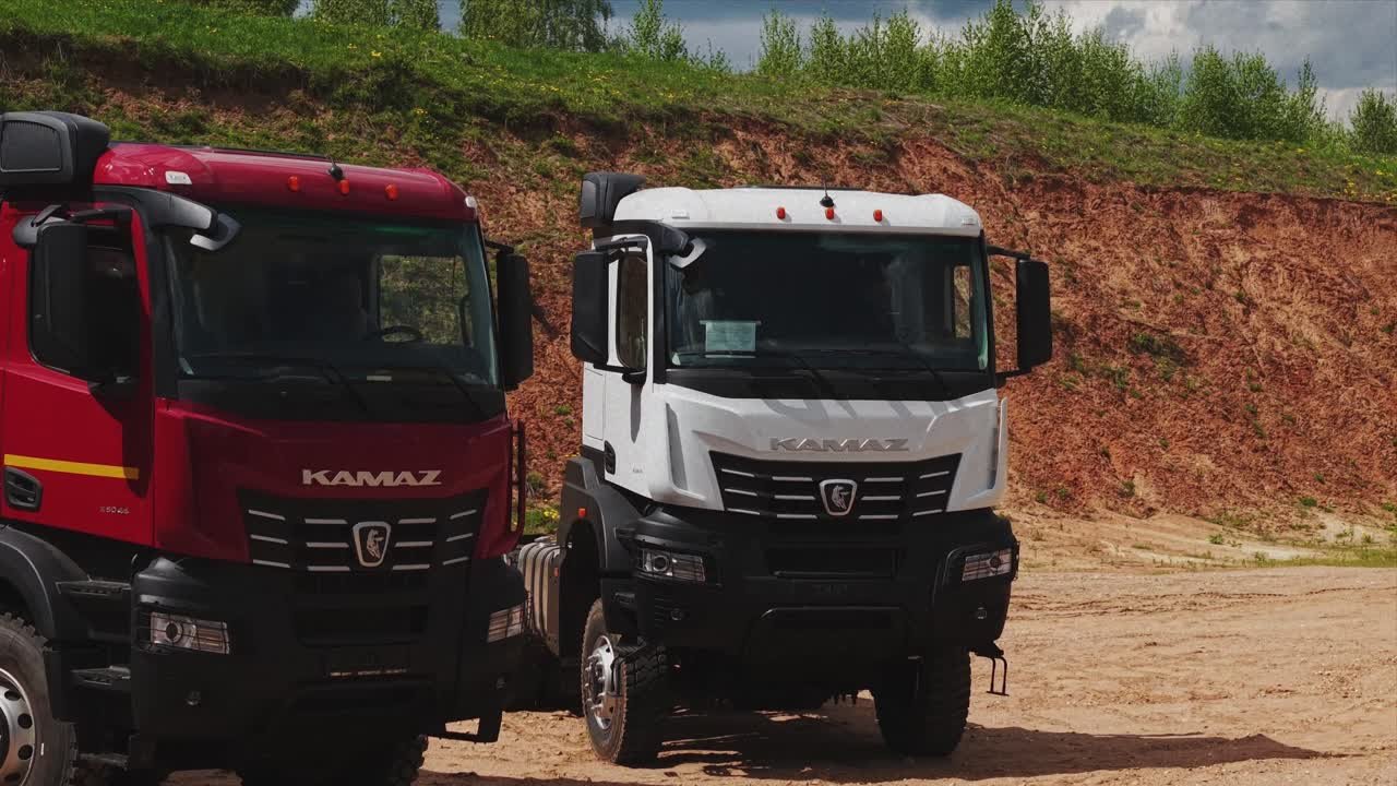 Самосвалы тестдрайв