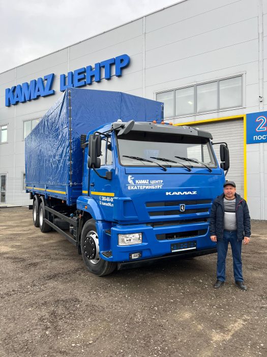 Поздравляем с получением нового КАМАЗ-65117!